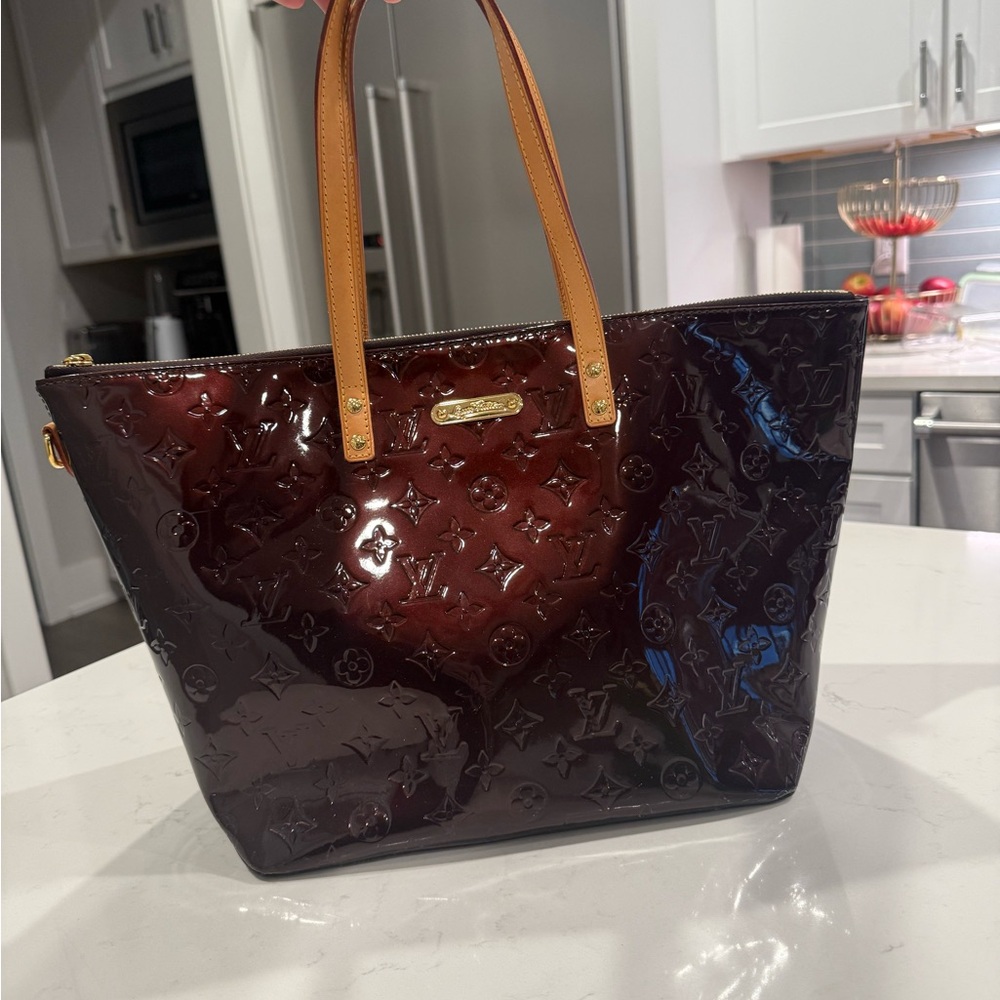 Louis Vuitton Amarante Monogram Vernis Bellevue GM Bag